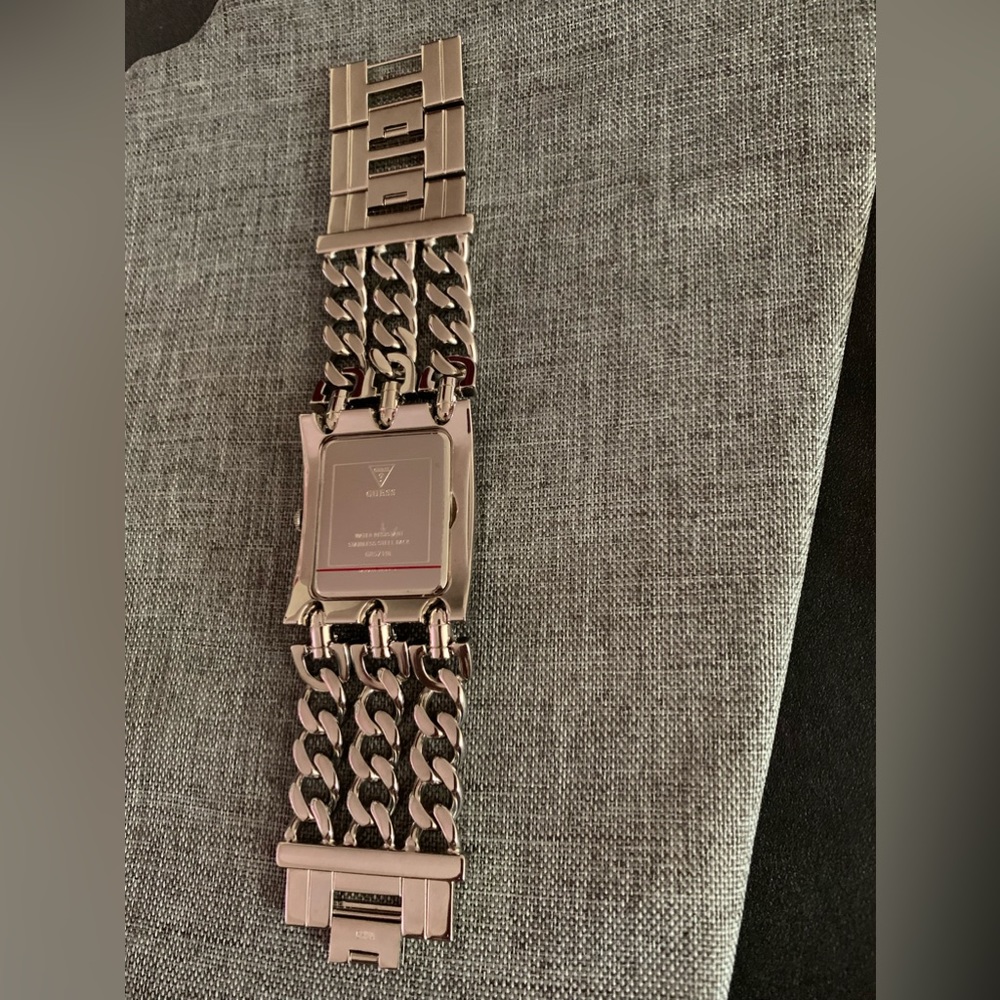 🔥GUESS WATCH🔥 - Picture 10 of 13